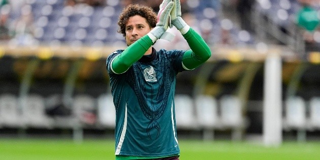 Selecci&oacute;n Mexicana: Guillermo Ochoa, el eterno guardi&aacute;n y el dilema del sexto Mundial