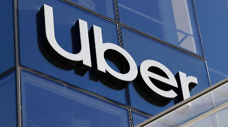 La llegada de plataformas digitales hace más de una década provocó una caída en ingresos y en el valor de las concesiones. EFE/J. Mabanglo