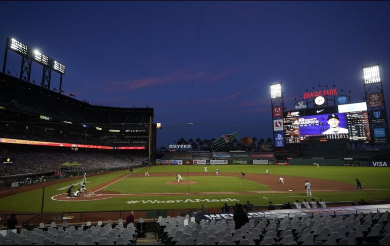 El Oracle Park alberga el juego inaugural de la temporada. AP/Archivo
