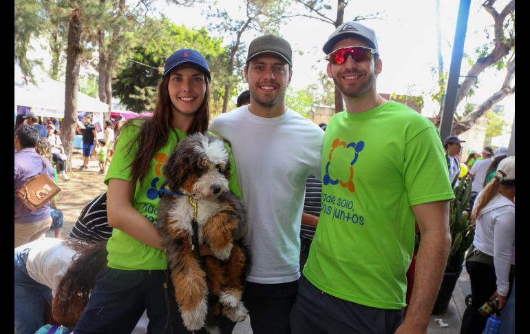 Alejandra Salame, “Patek” Diego Vallés y José Antonio Salame. GENTE BIEN JALISCO / Revista del 27 de marzo 2026