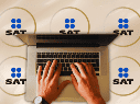 El SAT publicó una nota informativa en la que explicó los motivos por los cuales algunas instituciones perdieron la autorización. ESPECIAL / CANVA