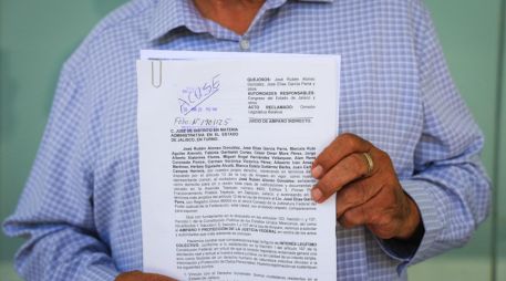 En la imagen, el amparo interpuesto por el colectivo 