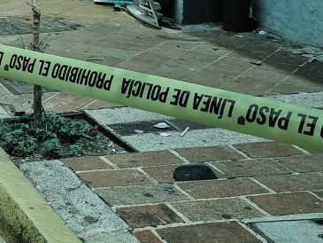 Elementos de la Comisaría de Guadalajara acudieron al lugar y localizaron a la menor inconsciente sobre la banqueta. SUN / ARCHIVO