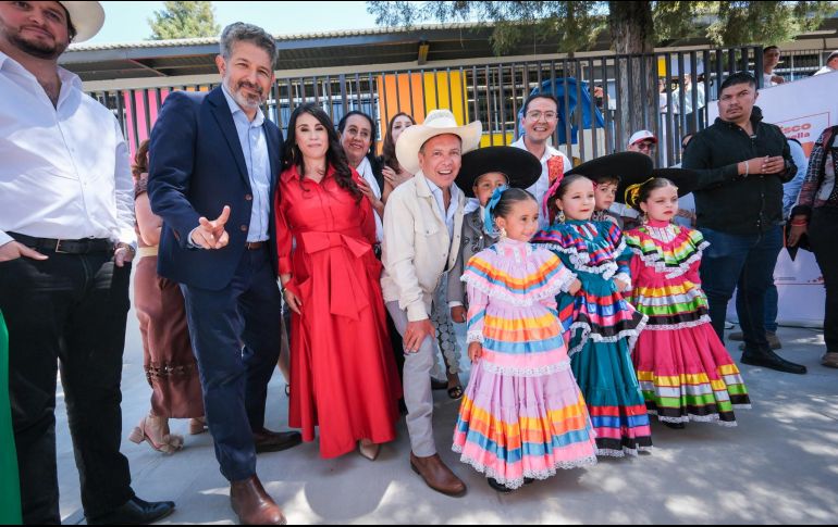 En la visita al Jardín de Niños 