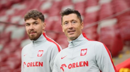 A sus 37 años, Robert Lewandowski está quizá ante su última oportunidad de jugar otra Copa del Mundo. EFE/L. Szymanski