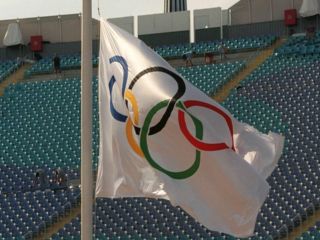 La nueva política ha sido desarrollada por un grupo de trabajo creado por el COI para responder a las crecientes polémicas relacionadas con el deporte femenino. AFP / ARCHIVO