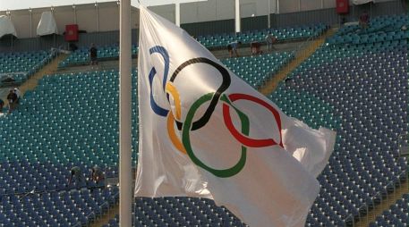 La nueva política ha sido desarrollada por un grupo de trabajo creado por el COI para responder a las crecientes polémicas relacionadas con el deporte femenino. AFP / ARCHIVO