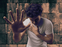 Es importante no olvidar que un ataque de pánico puede aparecer de forma repentina y sin previo aviso. ESPECIAL / CANVA