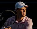 Jannik alcanzó su cuarta semifinal en Miami, siendo el noveno tenista en alcanzar esta cifra, y está a dos victorias de completar el "Sunshine Doublé".   EFE / ARCHIVO