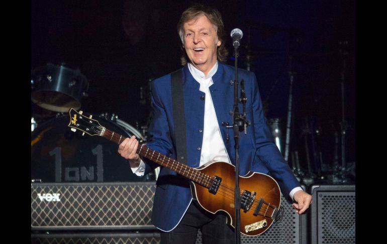 Paul McCartney, de 83 años, se mantiene activo en el mundo de la música con conciertos y canciones nuevas. AP/ARCHIVO