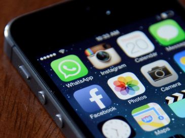 Con WhatsApp Business podrás descansar sin descuidar a tus clientes en caso de que tengas un emprendimiento. EFE/ARCHIVO