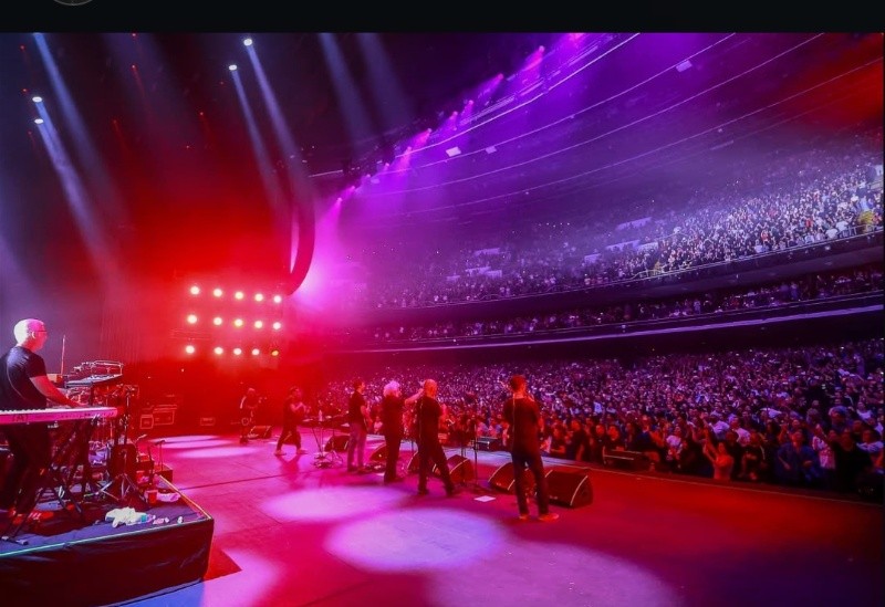 El Auditorio Telmex tuvo sold out y la energía se contagió en todo el recinto / &nbsp;Foto cortesía: @LFCOficial