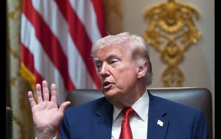 El presidente Donald Trump habla durante una reunión de su gabinete en la Casa Blanca, el jueves 26 de marzo de 2026, en Washington. (AP Foto/Alex Brandon)