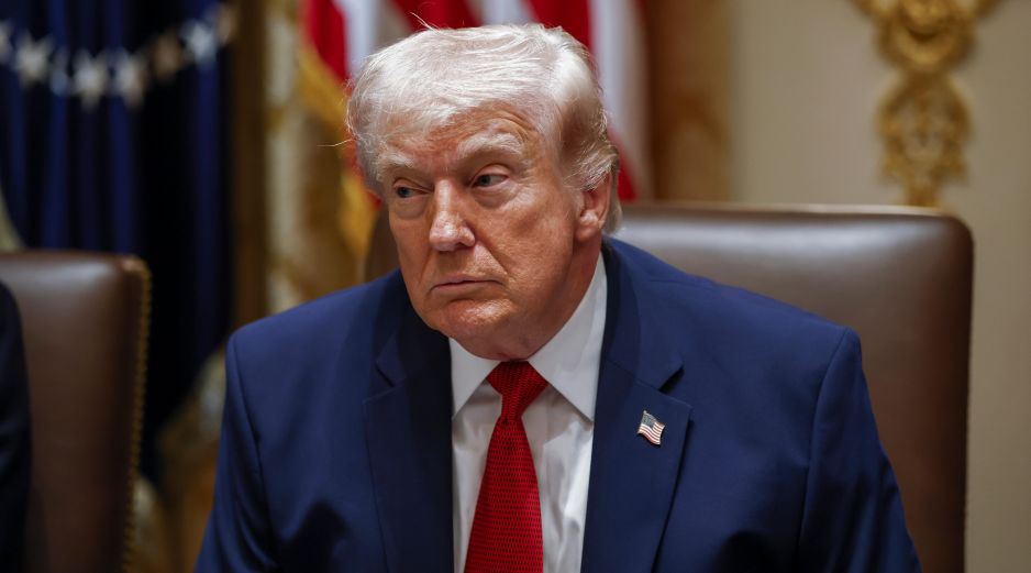 Donald Trump amenazó con destruir las centrales eléctricas de Irán. EFE/W. Oliver