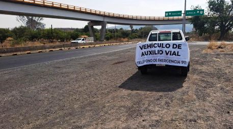 Las unidades de apoyo serán identificables con lonas y recorrerán los dos mil 160 kilómetros de carreteras libres a cargo de la SICT en la entidad. ESPECIAL/ SICT.