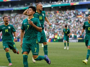Bolivia sueña con la clasificación al Mundial 2026 y la buscará el próximo martes en el mismo escenario, ahora frente a Irak. SUN/ D. SÁNCHEZ.