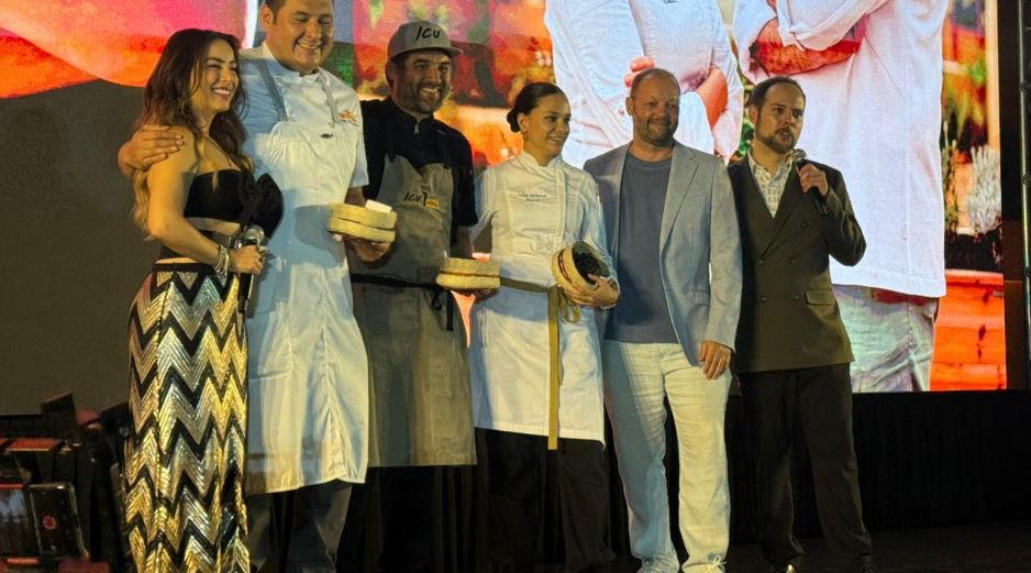 La velada realizada en el Centro Internacional de Convenciones, tuvo como protagonista al estado tapatío debido a que se llevó algunos de los premios más relevantes de esta edición. EL INFORMADOR/ H. Navarro