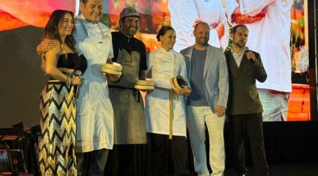 La velada realizada en el Centro Internacional de Convenciones, tuvo como protagonista al estado tapatío debido a que se llevó algunos de los premios más relevantes de esta edición. EL INFORMADOR/ H. Navarro