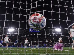 Moise Kean anota el gol que le dio la victoria 2-0 a Italia sobre Irlanda del Norte. Los italianos están a un juego de volver al Mundial. EFE/M. Maraviglia