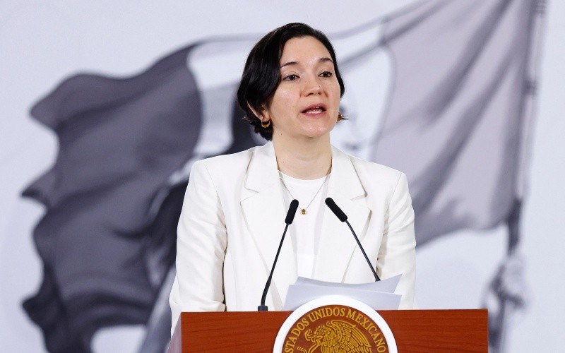 Marcela Figueroa detalló que, de 1952 a 2026, se tiene un registro de 394 mil 645 personas desaparecidas, de las cuales 262 mil 111 fueron localizadas, es decir, el 66%, y de ellas el 92% fueron encontradas con vida. EFE / S. Gutiérrez