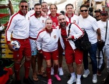 Para los aficionados, uno de los momentos más llamativos fue cuando los exjugadores aparecieron entre puestos de jerseys pirata, donde convivieron con la gente. INSTAGRAM / @portugal.legends