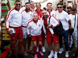 Para los aficionados, uno de los momentos más llamativos fue cuando los exjugadores aparecieron entre puestos de jerseys pirata, donde convivieron con la gente. INSTAGRAM / @portugal.legends