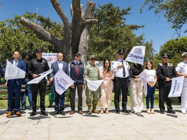 En esta época de importante concentración turística, Aguirre Curiel invitó a la población a disfrutar de manera responsable de Chapala. ESPECIAL