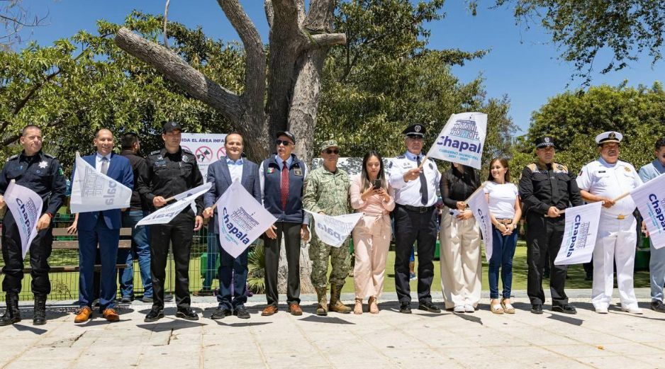 En esta época de importante concentración turística, Aguirre Curiel invitó a la población a disfrutar de manera responsable de Chapala. ESPECIAL