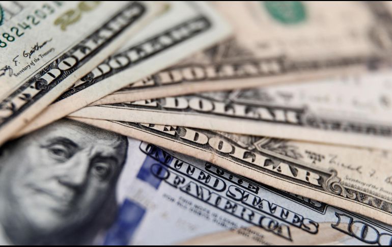 El dólar tuvo una tendencia alcista que golpeó sobre todo al peso y a la rupia india. EFE/ARCHIVO