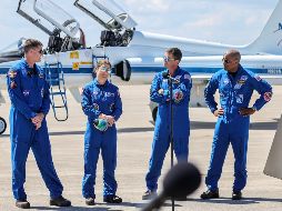 Los astronautas coincidieron en que los retrasos en las misiones han reforzado su preparación. EFE/C. Herrera