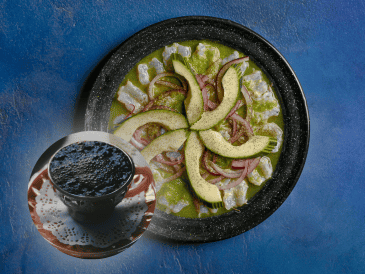 El aguachile de camarón negro no solo destaca por su sabor sino también por su aporte nutricional. CANVA/ESPECIAL