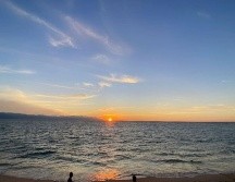 La Cofepris avala la calidad del agua en playas de Puerto Vallarta previo a Semana Santa 2026. EL INFORMADOR / O. Flores