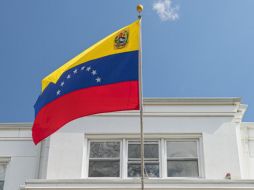 Félix Plasencia, encargado de negocios de Venezuela para Estados Unidos, publicó fotos de las embajadas para anunciar la noticia. X/@plasenciafelixr