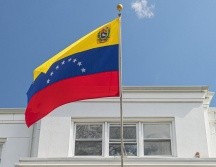 Félix Plasencia, encargado de negocios de Venezuela para Estados Unidos, publicó fotos de las embajadas para anunciar la noticia. X/@plasenciafelixr