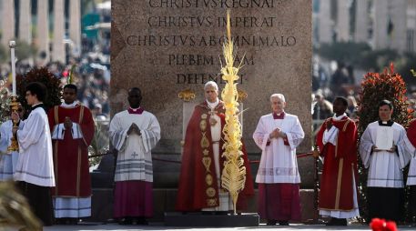 El Papa destacó que Dios rechaza la guerra y nadie puede utilizarlo para justificar enfrentamientos. EFE/EPA/A. Carconi
