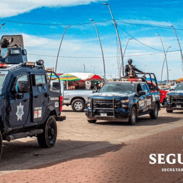 Personal militar localizó un campamento improvisado que habría sido utilizado por integrantes de la delincuencia organizada. ESPECIAL/X/ @sspsinaloa1