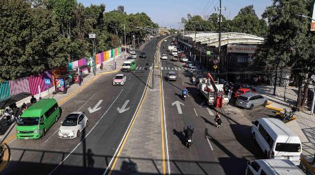 Los conductores que ignoran esta restricción se exponen a sanciones que van de 20 a 30 UMAs, lo que en 2026 equivale a multas aproximadas de entre 2 mil 250 y 3 mil 500 pesos. SUN / ARCHIVO