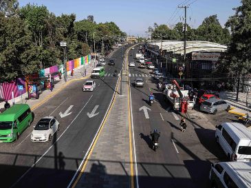 Los conductores que ignoran esta restricción se exponen a sanciones que van de 20 a 30 UMAs, lo que en 2026 equivale a multas aproximadas de entre 2 mil 250 y 3 mil 500 pesos. SUN / ARCHIVO