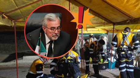 Rocha Moya reconoció el trabajo de 36 elementos de distintas corporaciones de seguridad de México para rescatar con vida a uno de los cuatro mineros.  SUN / NTX / ARCHIVO