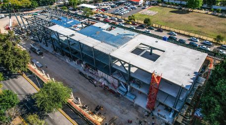 La obra mantiene protocolos de control de calidad que abarcan desde el análisis de materiales hasta la supervisión de cada etapa constructiva. EL INFORMADOR/ A. Navarro