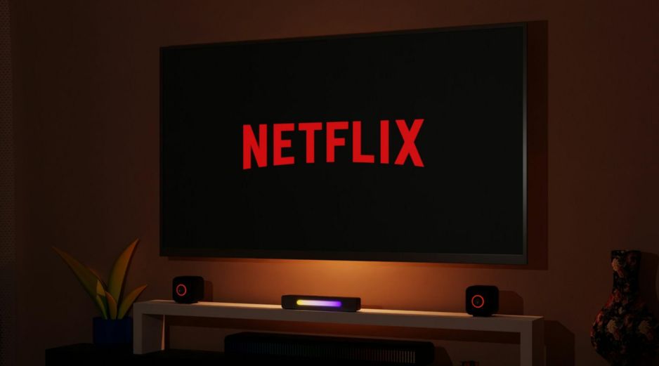 Nuevas series y películas llegan para captar la atención de los suscriptores durante el mes. UNSPLASH