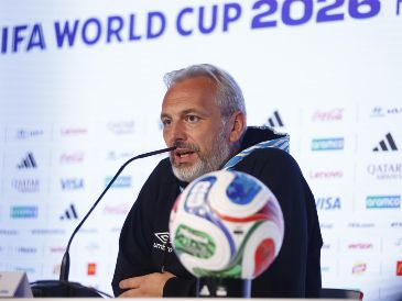 El técnico se mostró confiado en la preparación de su plantel. EFE/ F. Guasco.