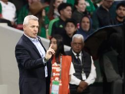 El seleccionador también reconoció que uno de los aspectos para mejorar es la generación de juego ofensivo. EFE/J. Méndez