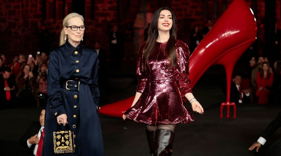 Las estrellas eligieron dos espacios icónicos de la cultura mexicana: la Casa Azul y el Museo Anahuacalli. EFE/José Méndez