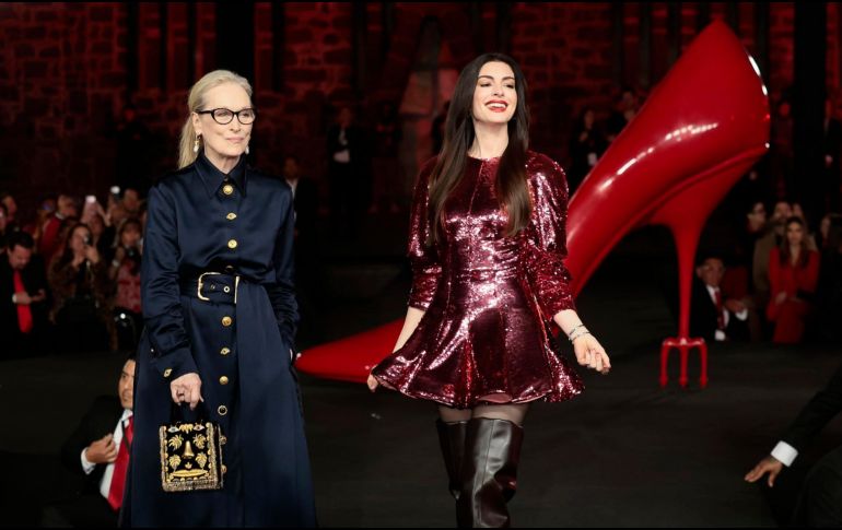 Las estrellas eligieron dos espacios icónicos de la cultura mexicana: la Casa Azul y el Museo Anahuacalli. EFE/José Méndez