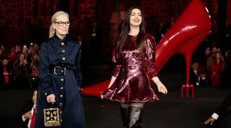 Las estrellas eligieron dos espacios icónicos de la cultura mexicana: la Casa Azul y el Museo Anahuacalli. EFE/José Méndez