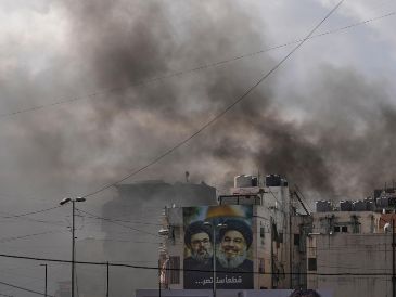 Según Hegseth, la estrategia funciona porque Irán cree que "existen formas distintas en las que podría atacarlos". AP/Hassan Ammar