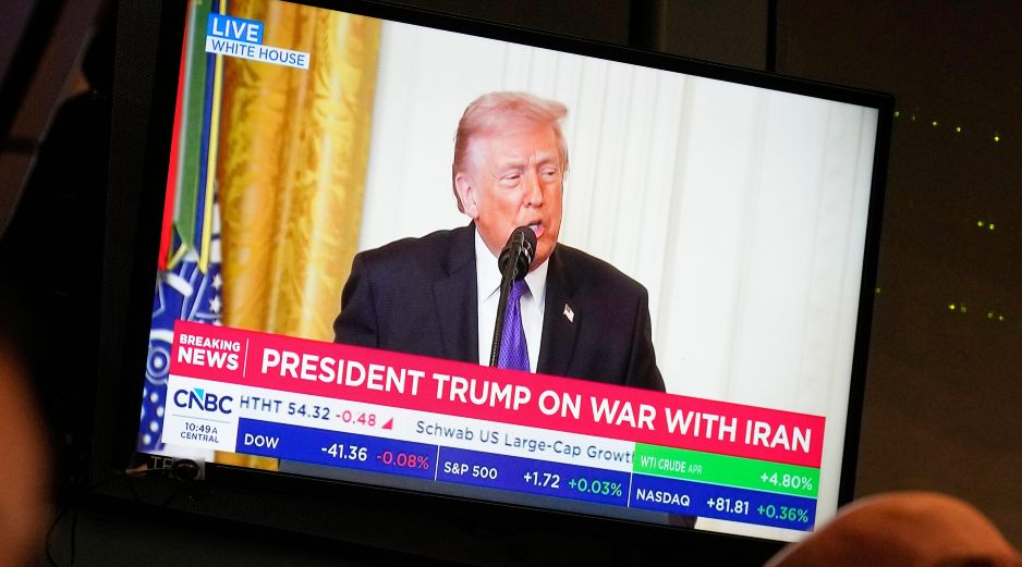 Israel y Estados Unidos lanzaron una oleada de ataques contra Irán, que golpeó Teherán en las primeras horas de la mañana de este martes. AP / S. WENIG