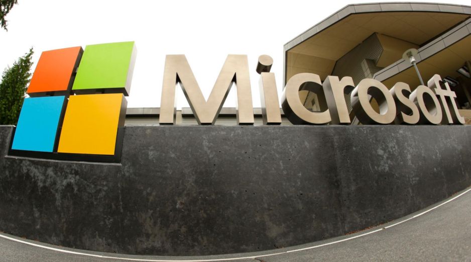 Los títulos de Microsoft cayeron un 24.06 %, y se cotizan a 370.17 dólares por acción. AP/ARCHIVO