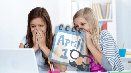 El humor es necesario y refrescante, pero en tiempos de inmediatez digital, una broma inocente puede convertirse rápidamente en una cadena de desinformación global si no prestamos atención. CANVA